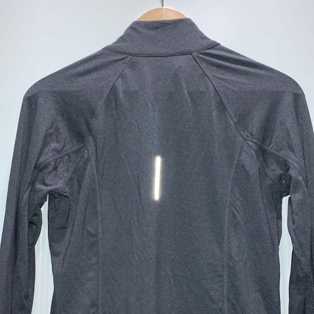 REEBOK NEWW SIZE SMALL ZIPPERED ATHLETIC JACKET - Picture 8 of 8